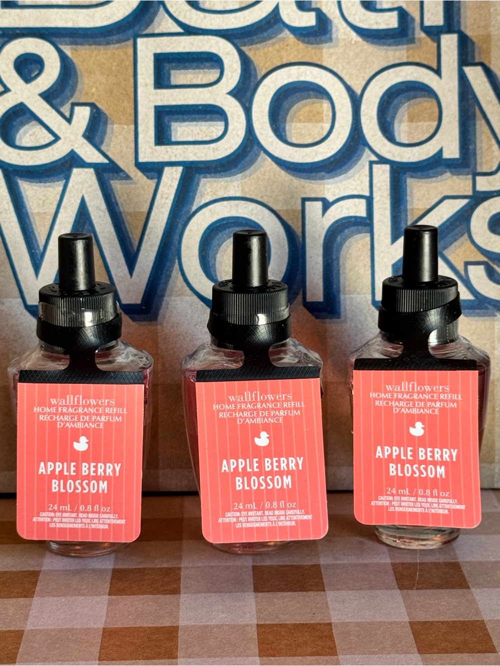 NWT B&BW (3) Apple Berry Blossom Wallflower Refills, White Barn